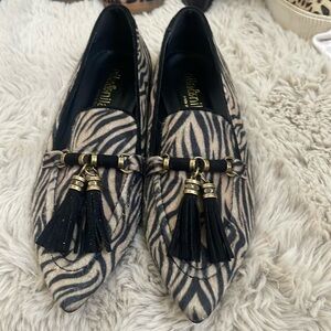 NWOT Nila and Nila shoes